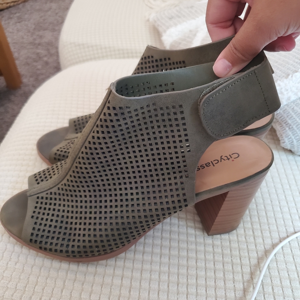 Preloved shoes